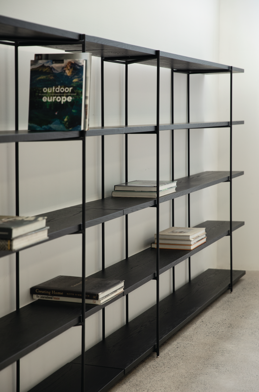 LINE SHELF